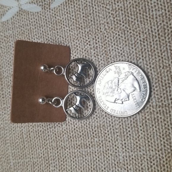 Dog Earrings. - Picture 4 of 4